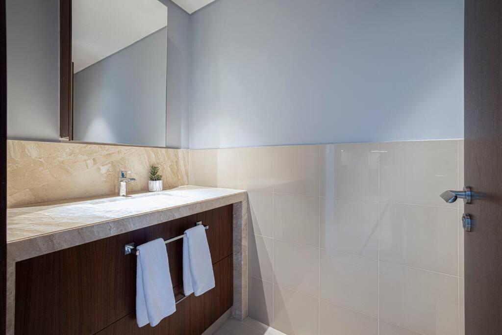 Magnificent Brand New Lux 3Br Burj & Fountain View Apartman Dubaj Kültér fotó